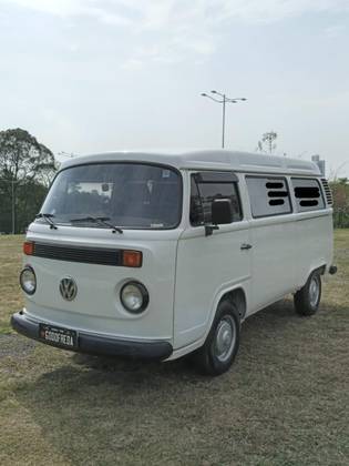 VOLKSWAGEN KOMBI 1.6 MI STD 8V GASOLINA 3P MANUAL